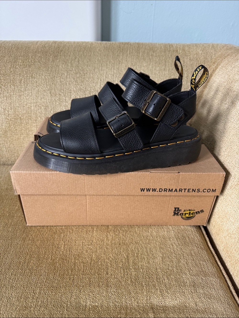 Dr. Martens Black Leather Gryphon Quad Sandals Women’s Size 10